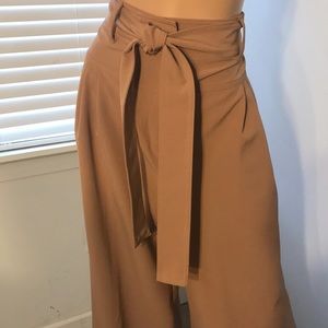Gabrielle Union palooza pants; pre-owned; size-10